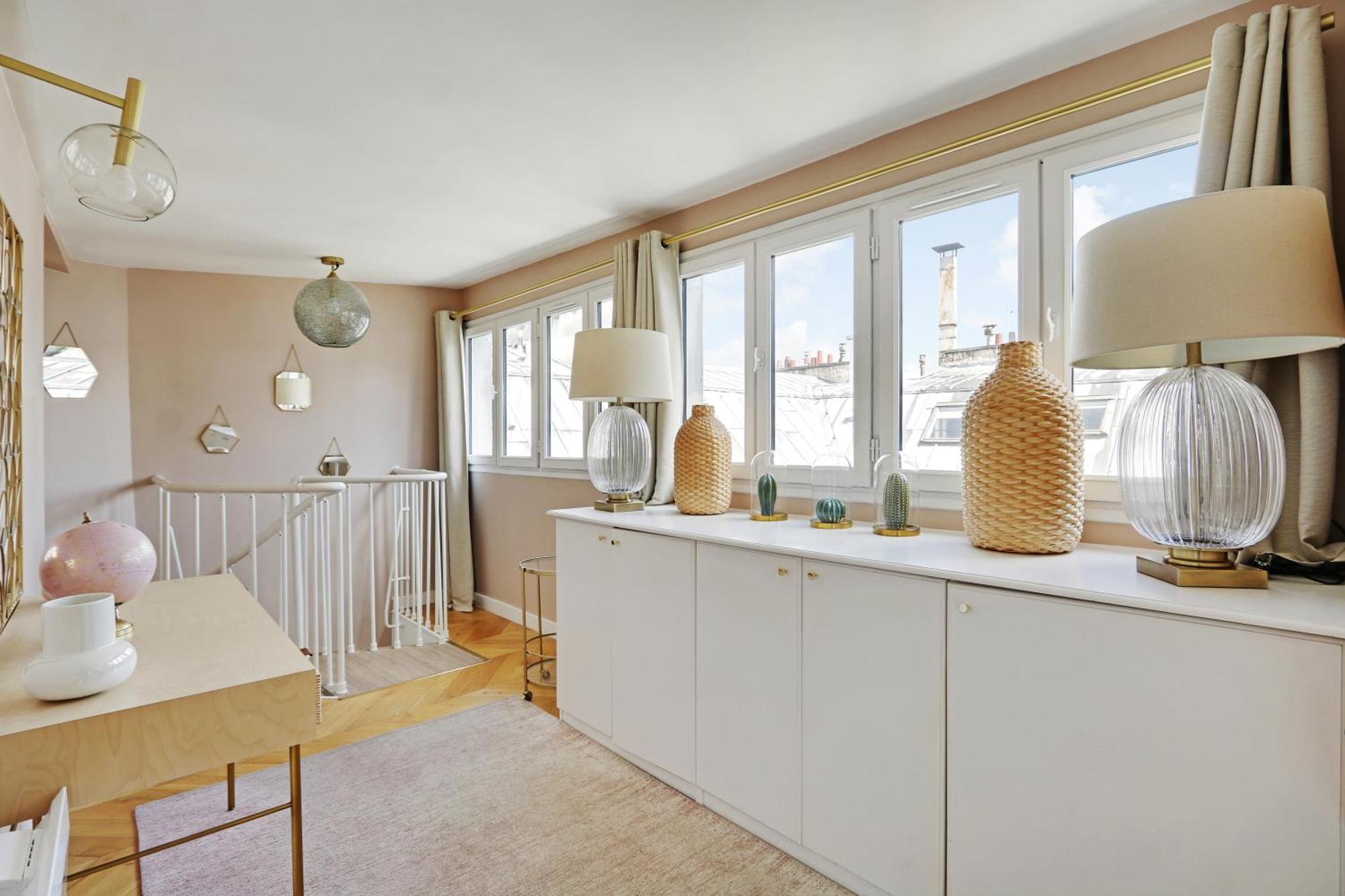 Pick A Flat'S Apartments In Opera Saint Lazarre - Rue De L'Isly Paris Exterior photo